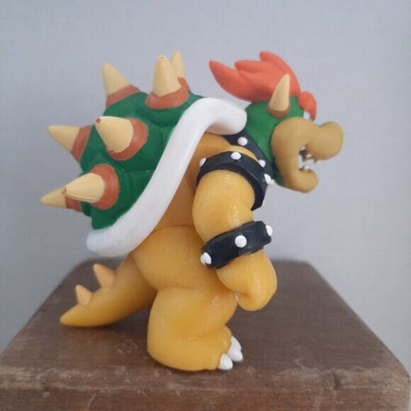 Jakks Super Mario World of Nintendo Bowser and Goomba Figures - Picture 5 of 11